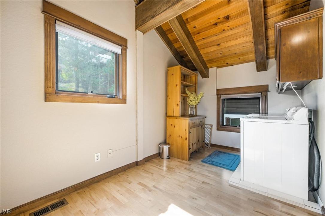 1331 Zurich Lane - Modern Mountain Chalet - Property Image 10