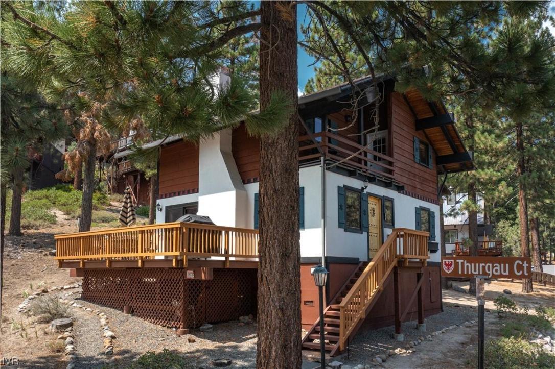 1331 Zurich Lane - Modern Mountain Chalet - Property Image 9