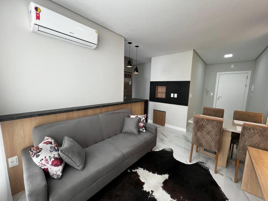 350m da BEIRA MAR Completo Apt 1dorm c/ar cond.