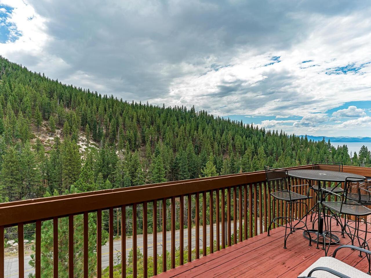 Incredible Lake Tahoe Views 2 Master Suites and a Loft - Property Image 11