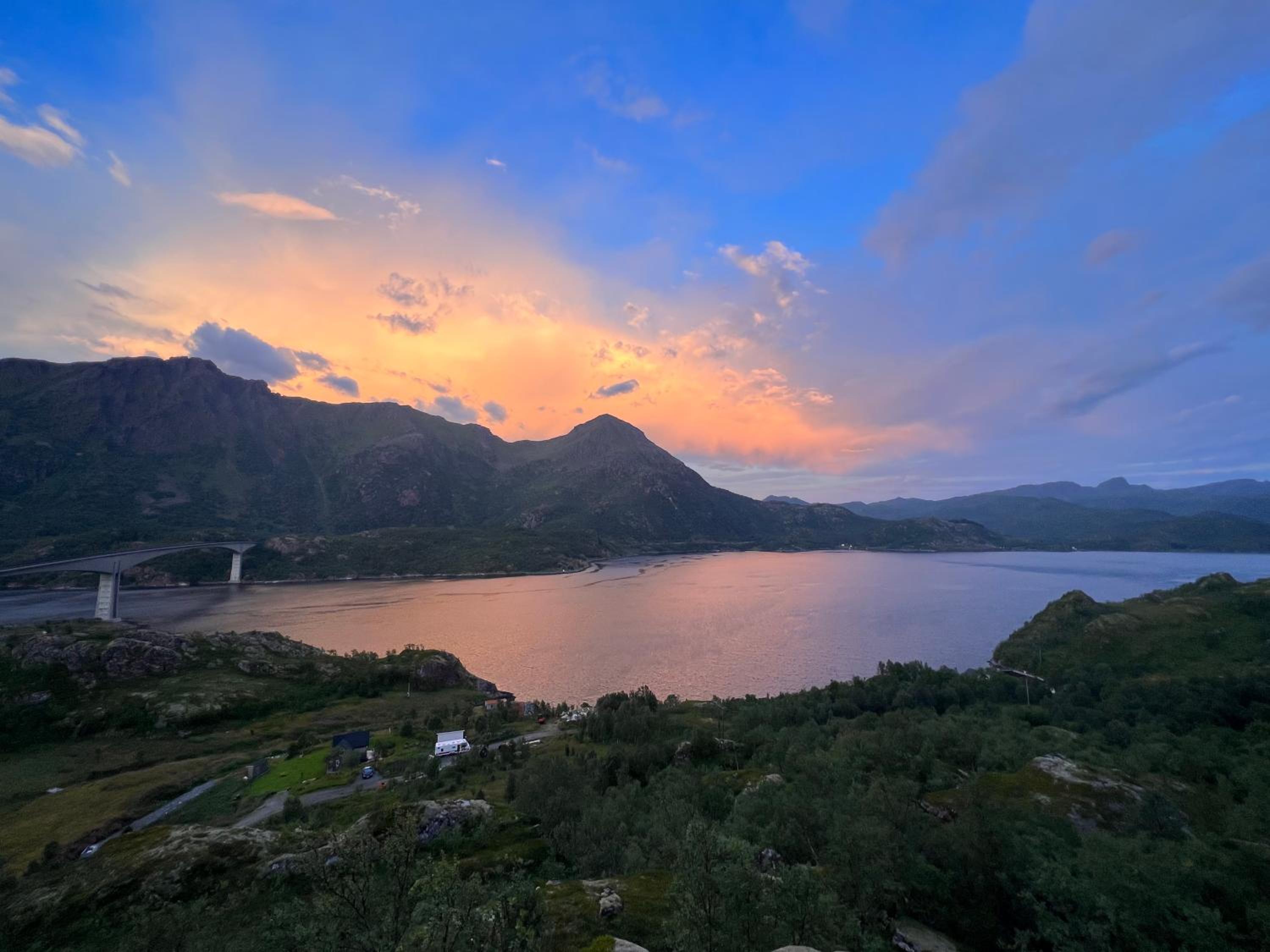 Lofoten and Vesterålen Kveldro