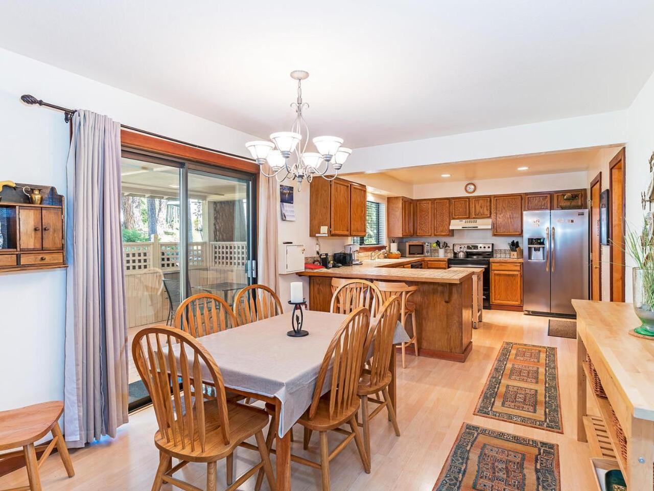 A great mountain home offering amenities that makes for a great getaway in Lake Tahoe view 4