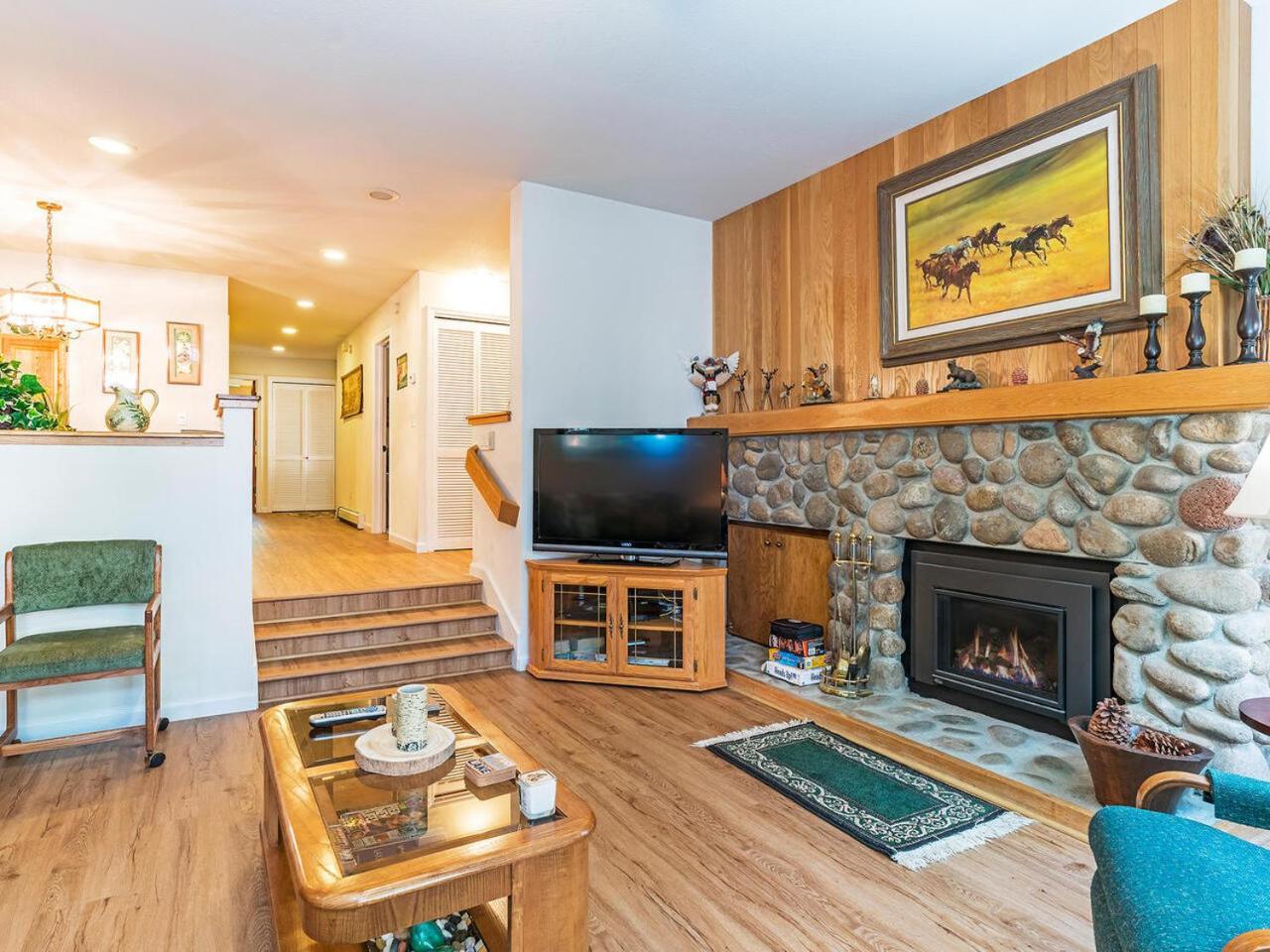 The McCloud Condominium complex is one of the most popular vacation rentals - Property Image 23