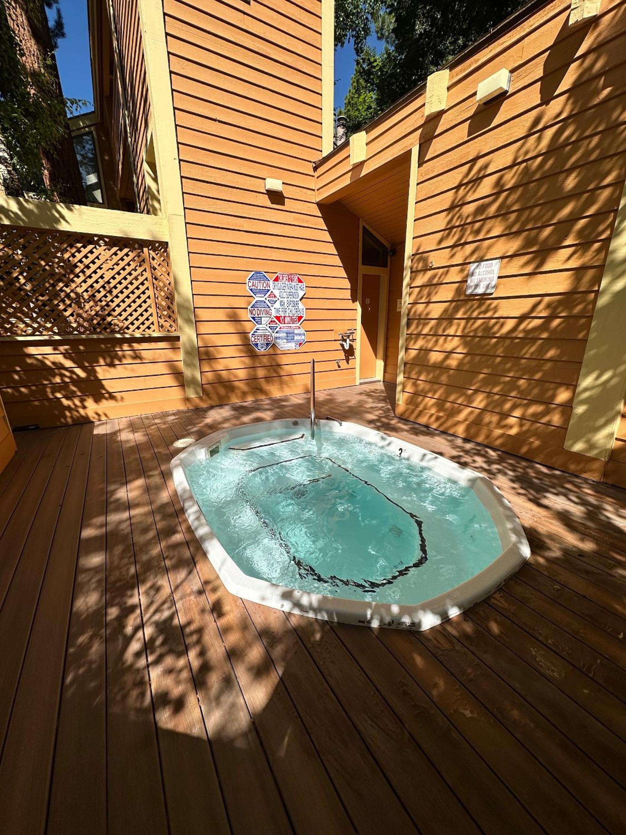 The McCloud Condominium complex is one of the most popular vacation rentals - Property Image 11