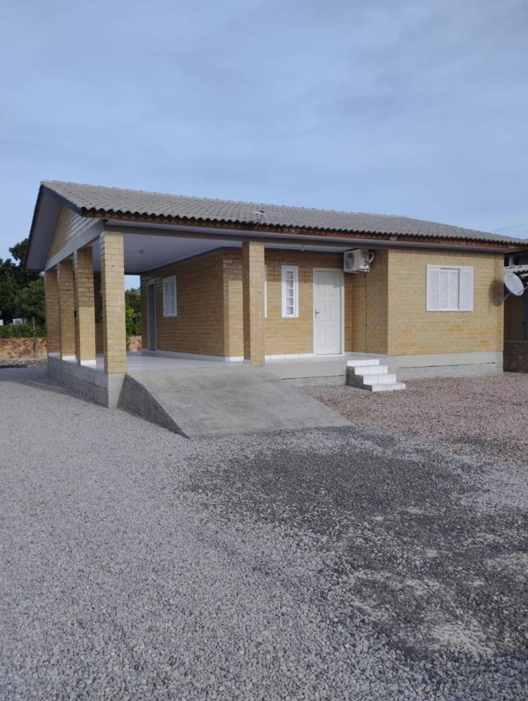 CASA DE PRAIA ILHA