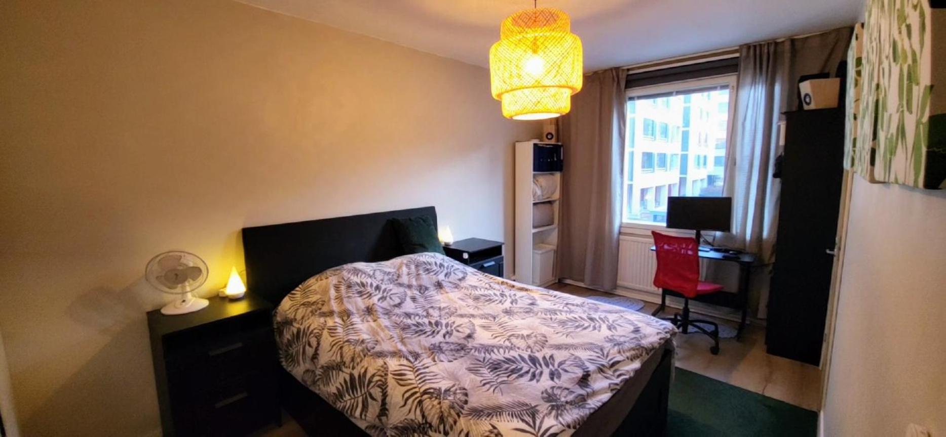 Cosy Big 2 room kitchen bathtub parking big TV view 4
