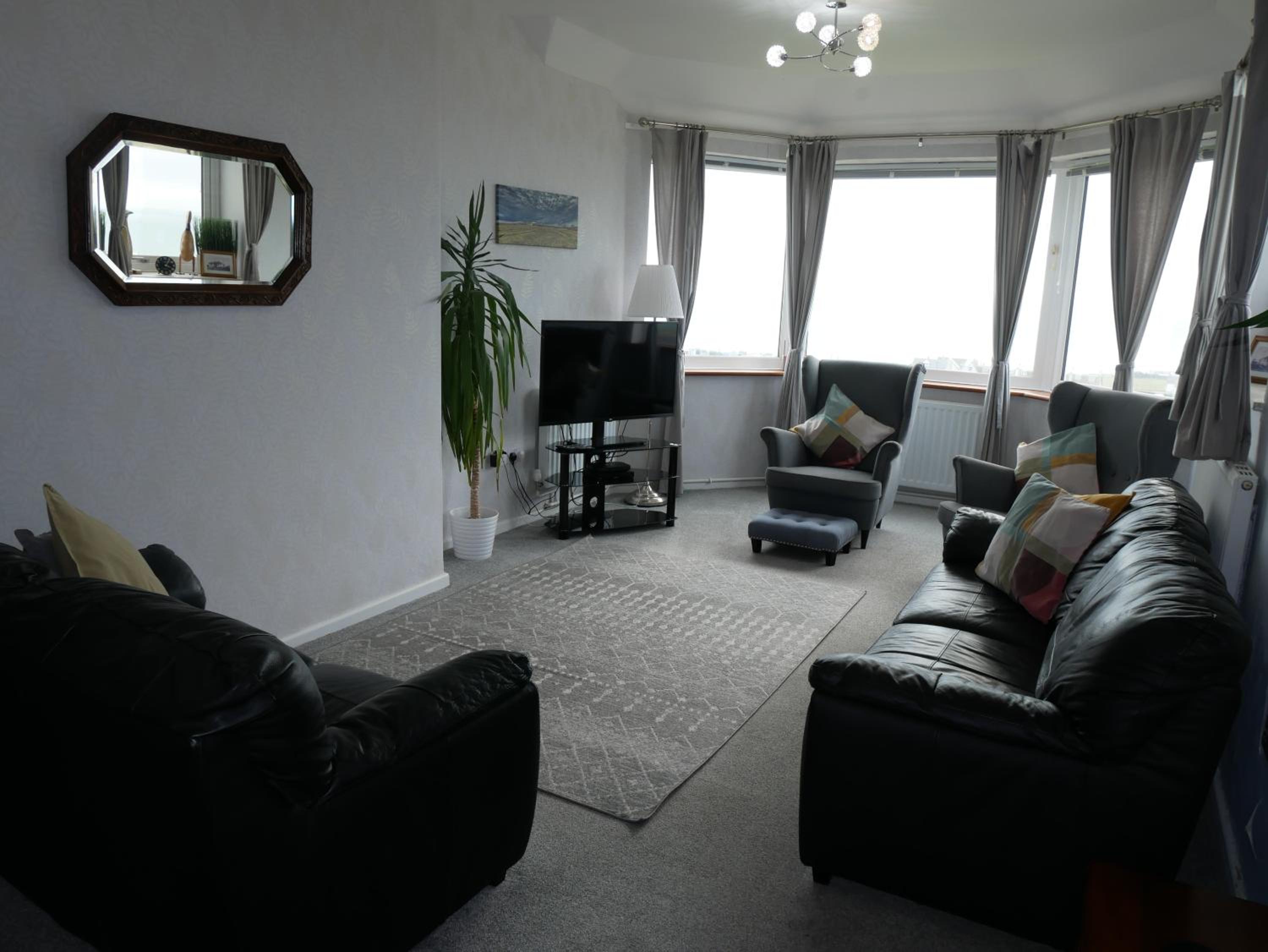 Lloyds Cottage