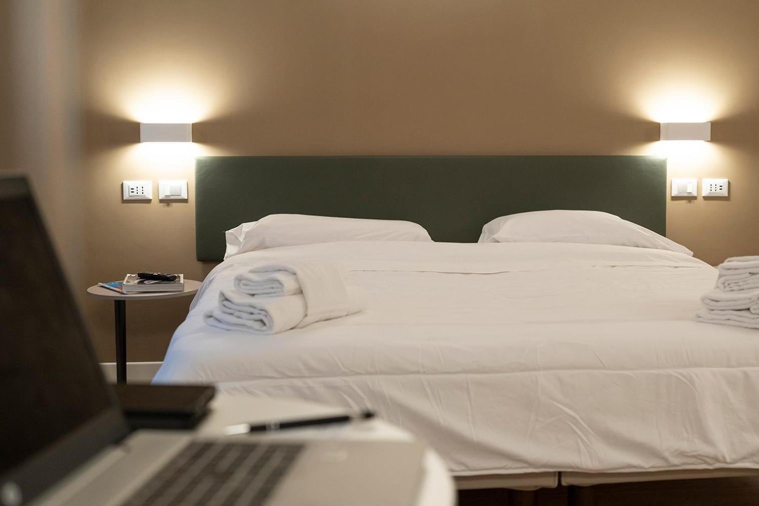 Astoria Comfort Rooms