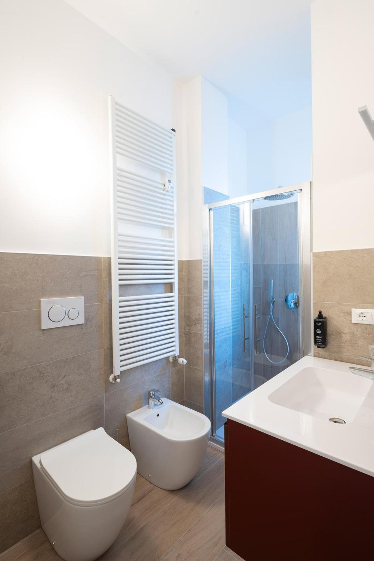 Astoria Comfort Rooms