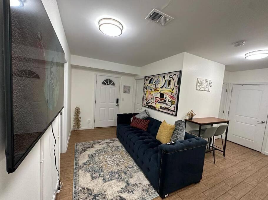 Modern Home 5mins Newark Airport/NYC downtown