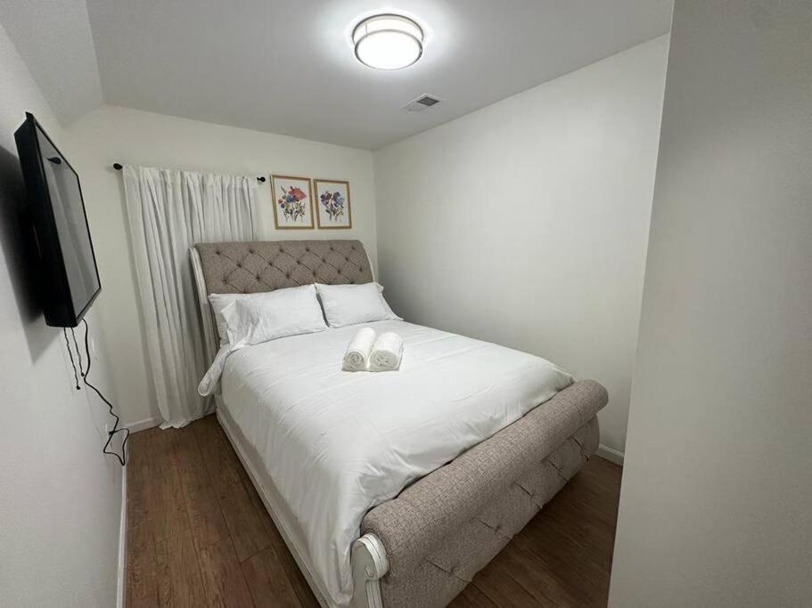 Modern Home 5mins Newark Airport/NYC downtown