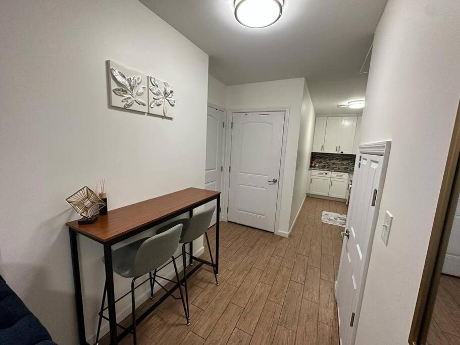 Modern Home 5mins Newark Airport/NYC downtown