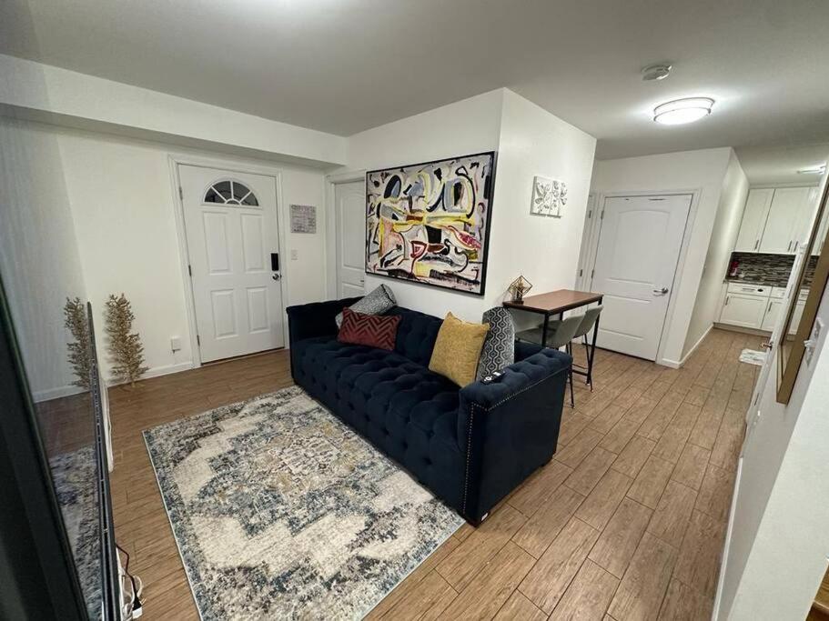 Modern Home 5mins Newark Airport/NYC downtown