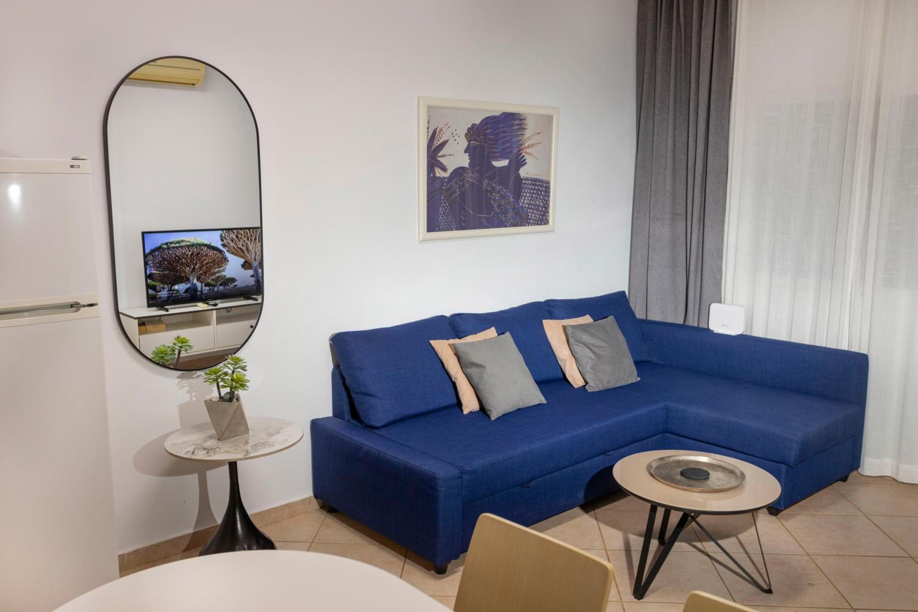 Palm Beach Apartment by TrulyCyprus