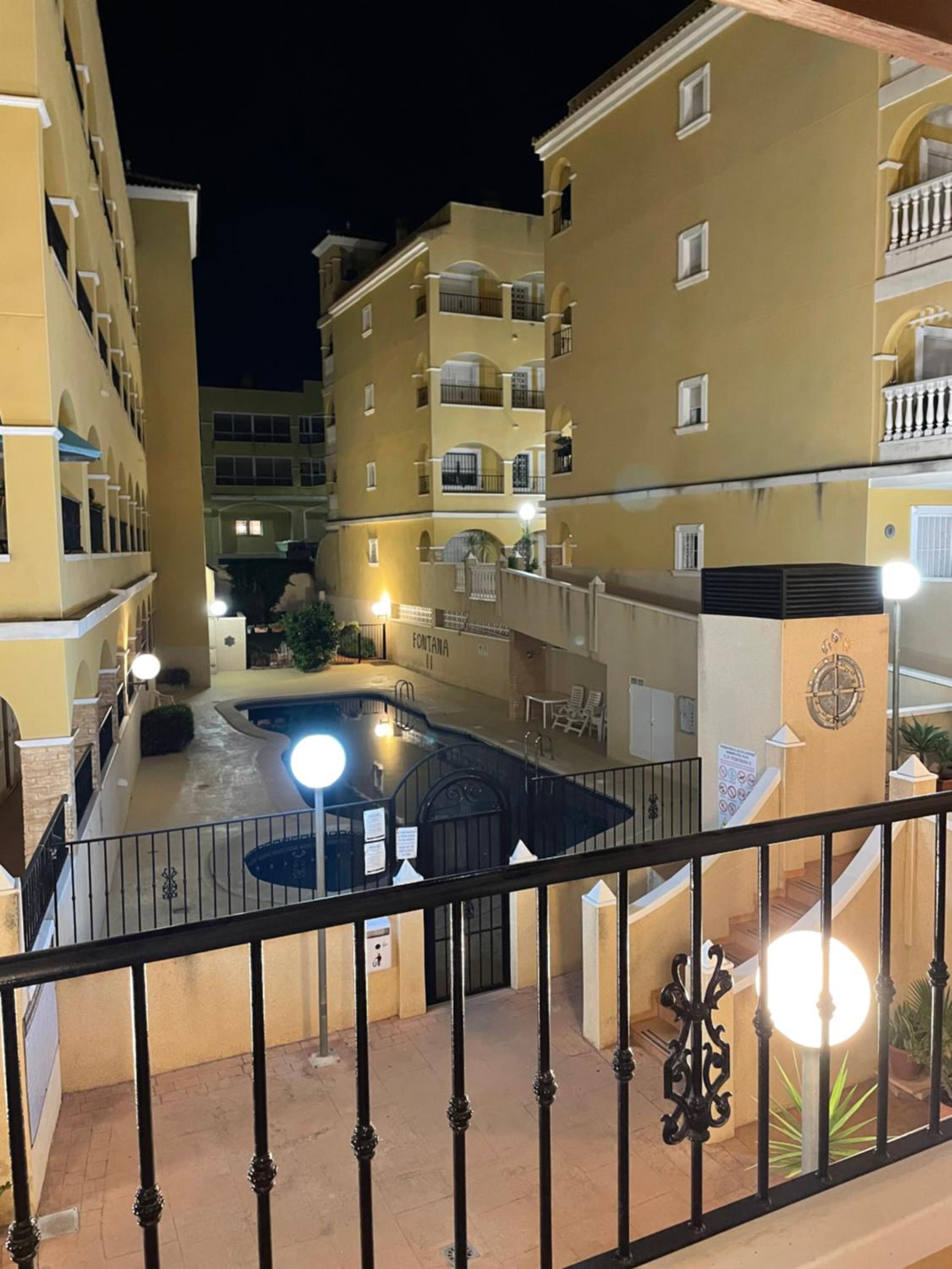Casa Amarela Guesthouse, Algorfa