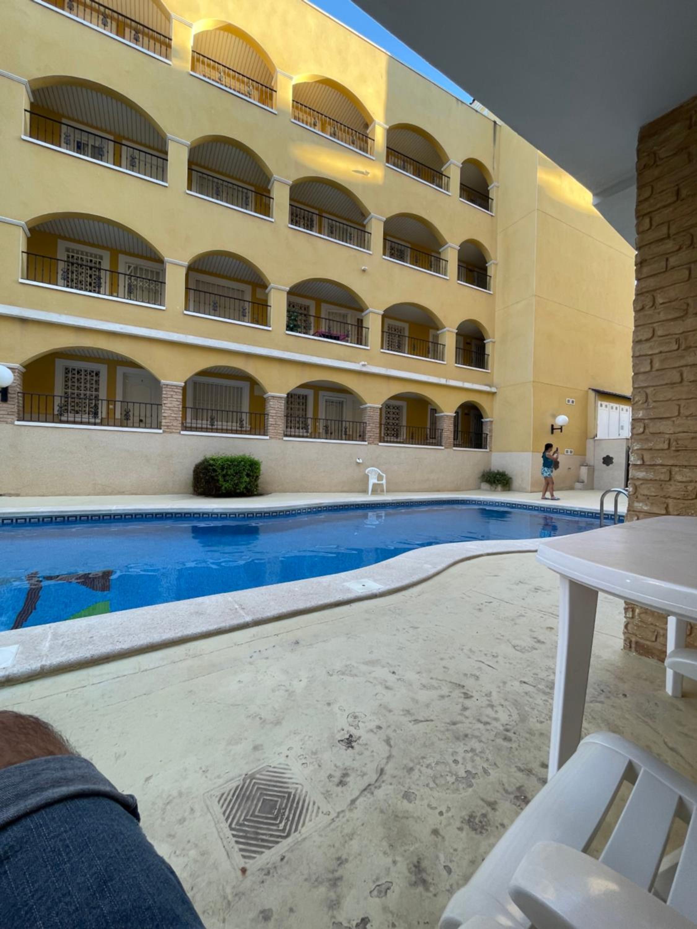 Casa Amarela Guesthouse, Algorfa