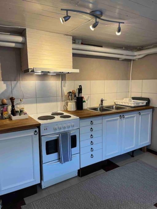 The Little Nest Borås, Cozy Apartment with Parking