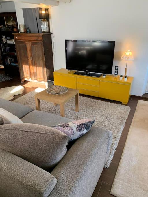 The Little Nest Borås, Cozy Apartment with Parking
