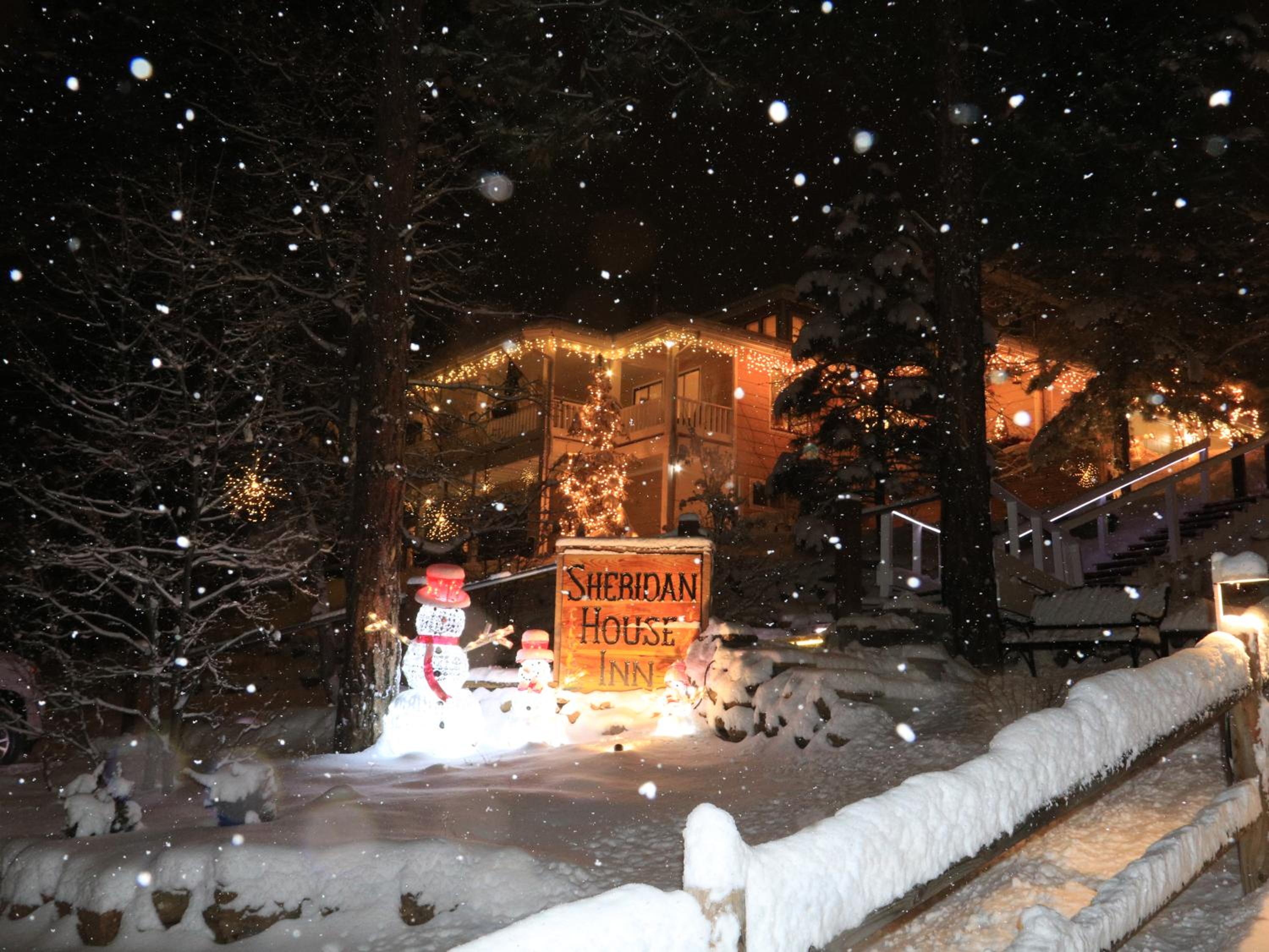 Sheridan House Inn- Adult Only Accommodation
