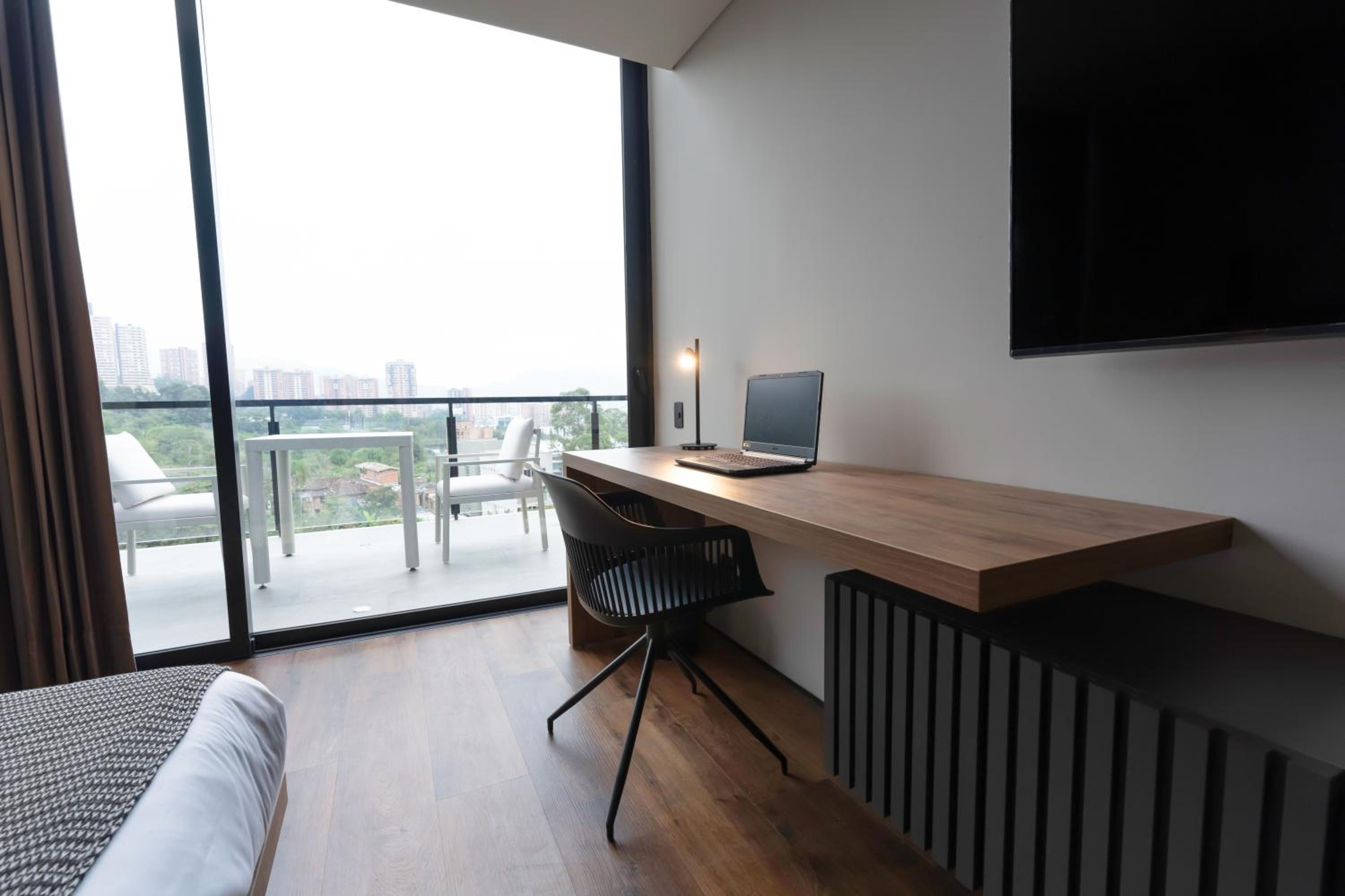 Kiin Living- 