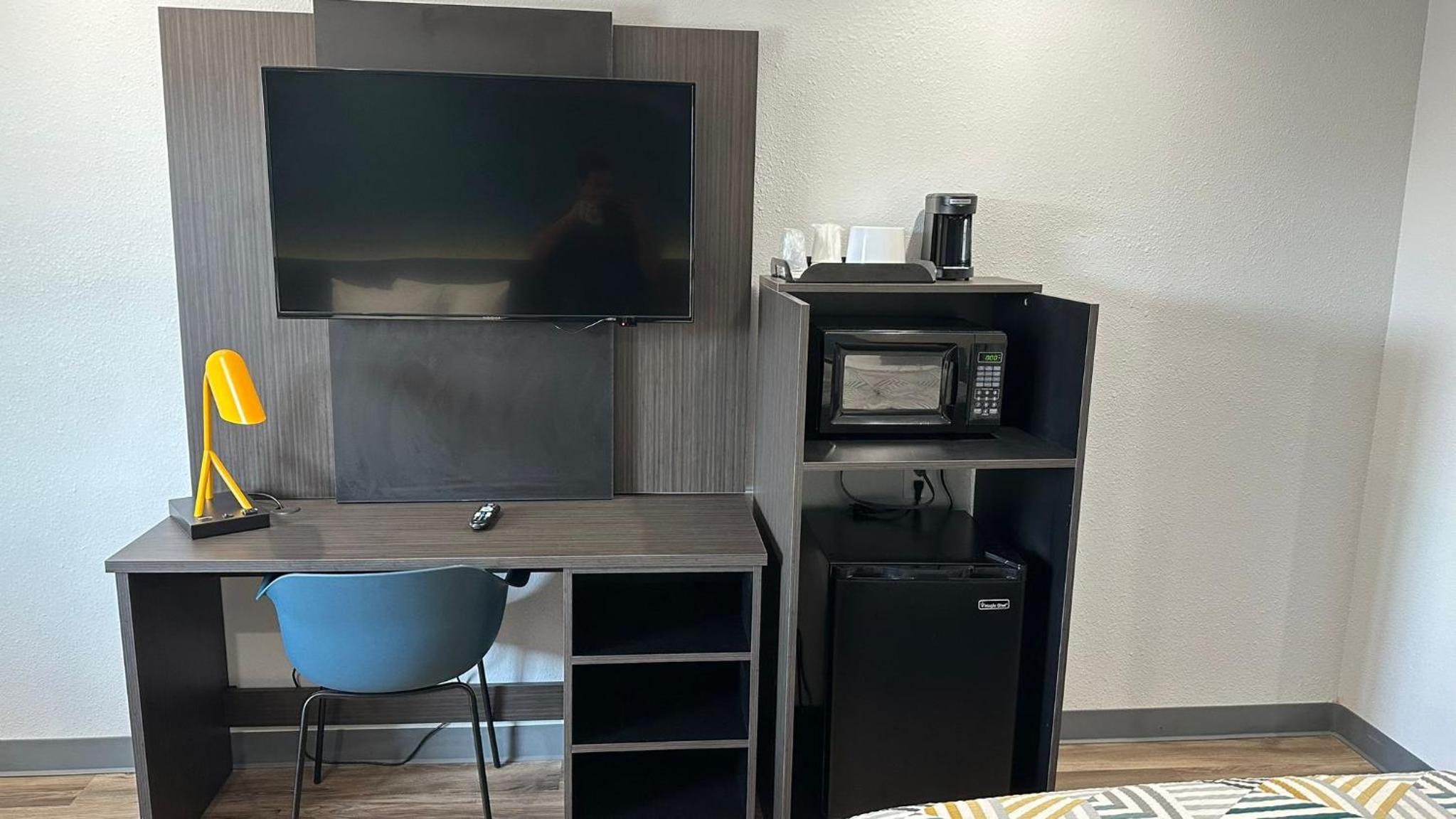 Studio 6 Suites San Ysidro CA San Diego South Bay - Property Image 75