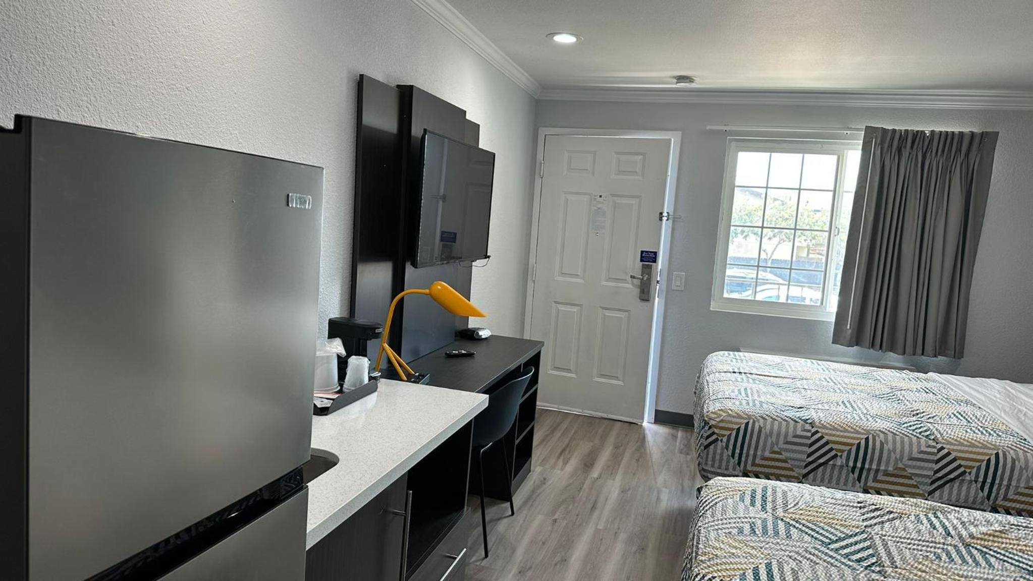 Studio 6 Suites San Ysidro CA San Diego South Bay - Property Image 89