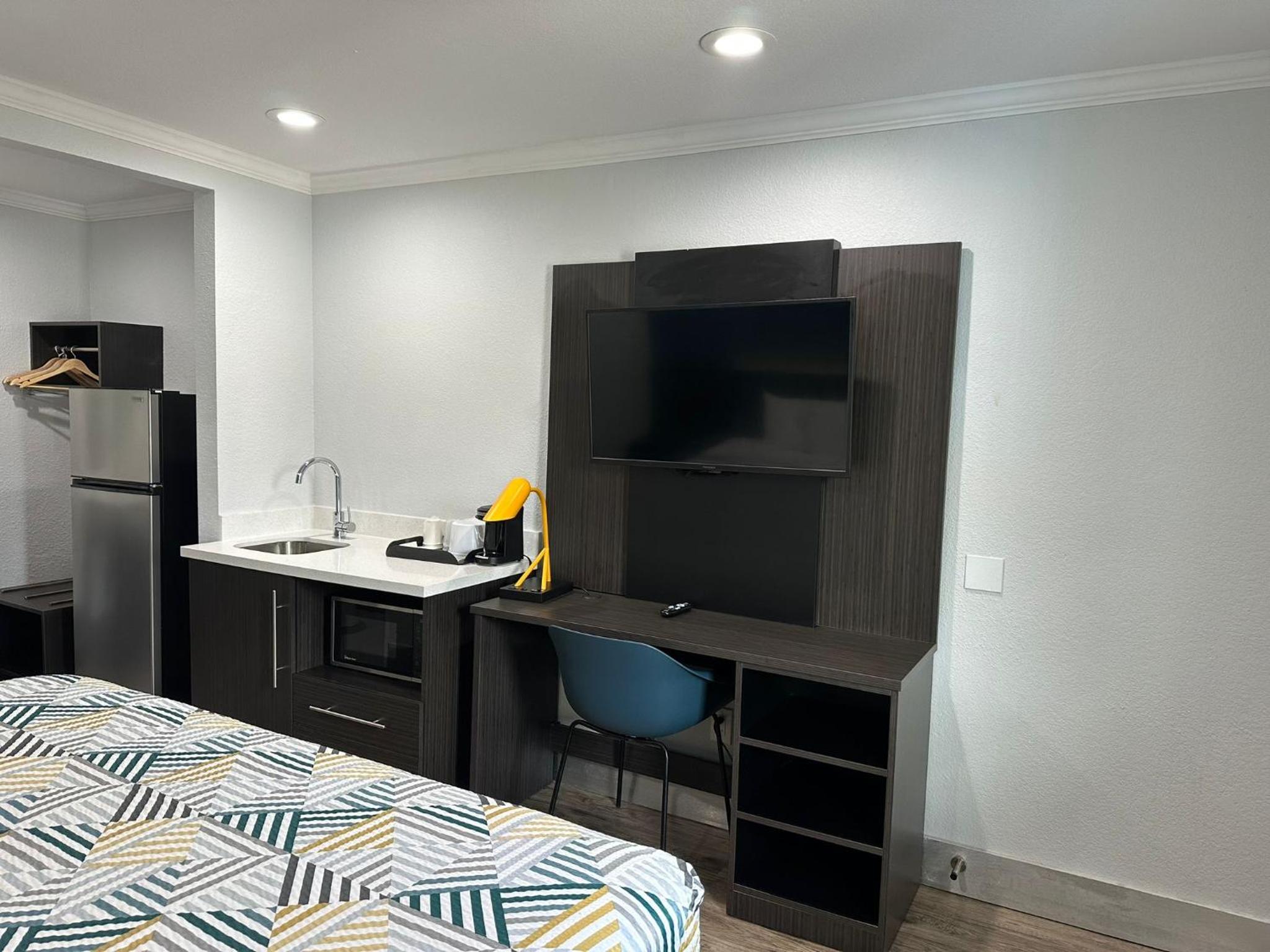 Studio 6 Suites San Ysidro CA San Diego South Bay - Property Image 79