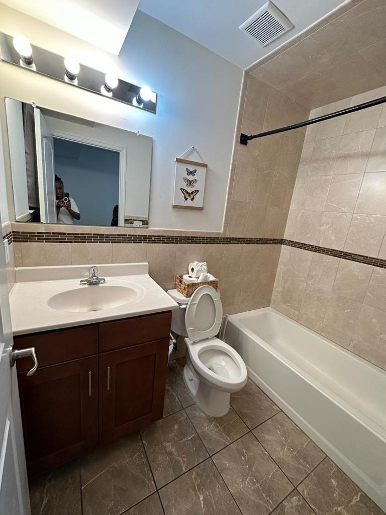 Modern Home 5mins Newark Airport/NYC downtown