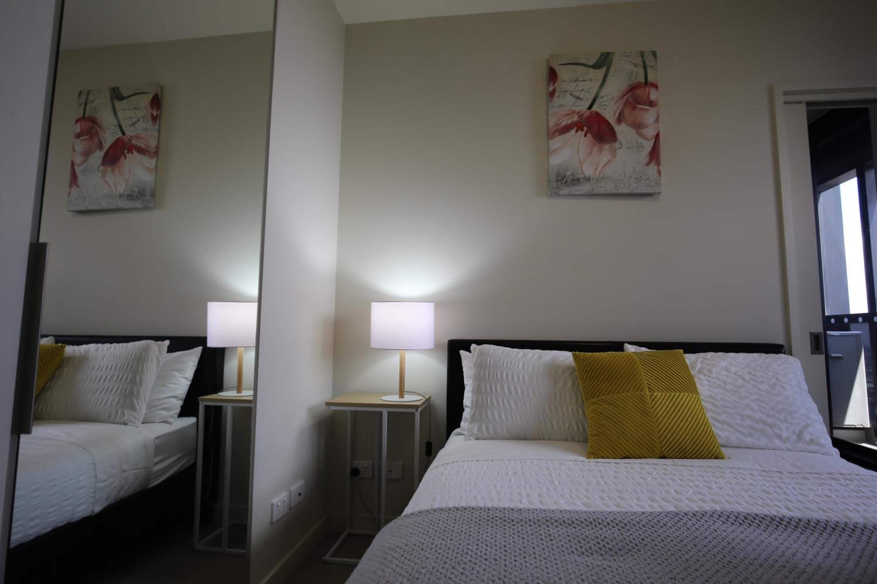 2B2B Apartment in collin street Melbourne