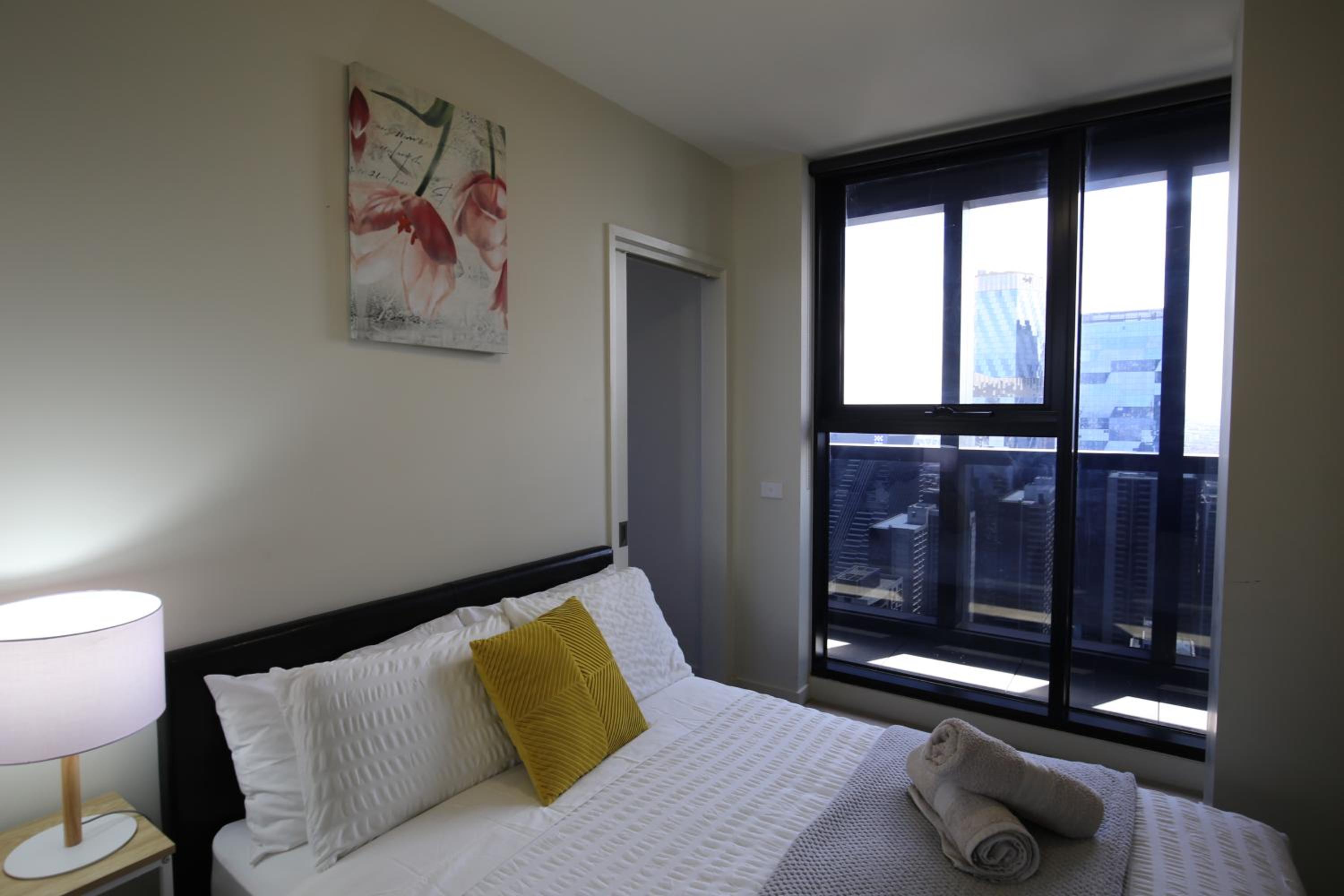 2B2B Apartment in collin street Melbourne