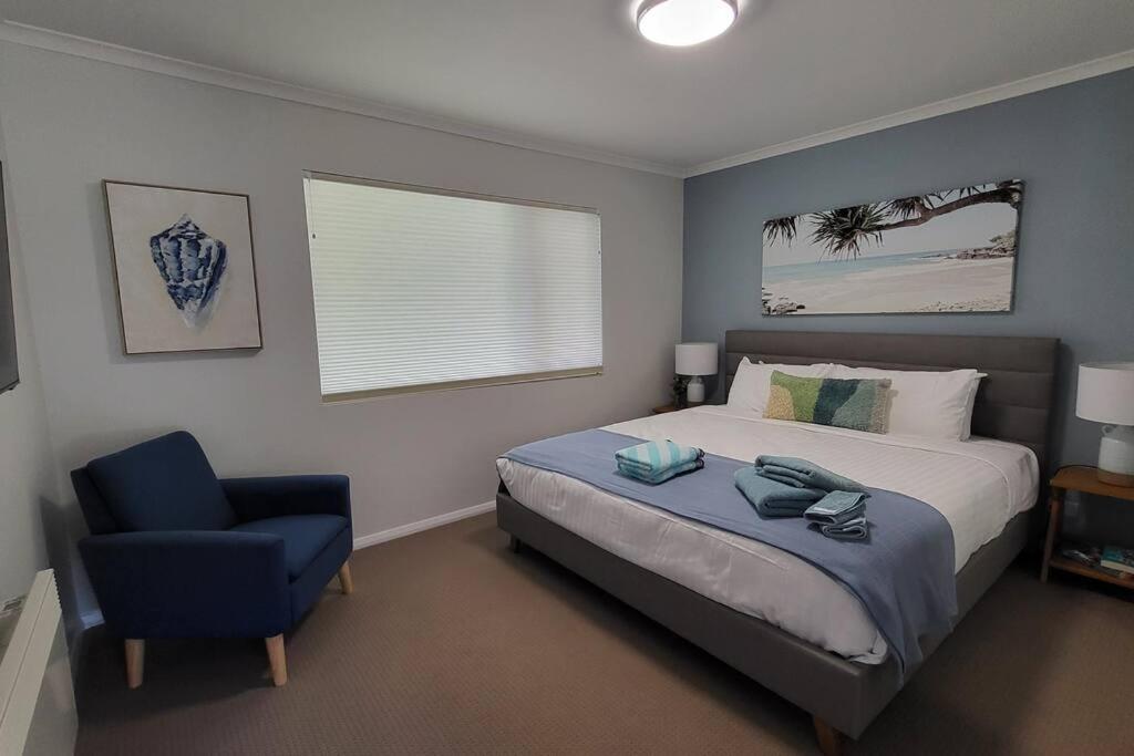 Heathcliff. Stunning ocean views!
