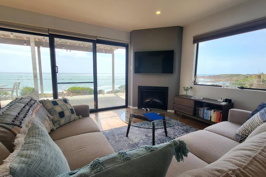 Heathcliff. Stunning ocean views!