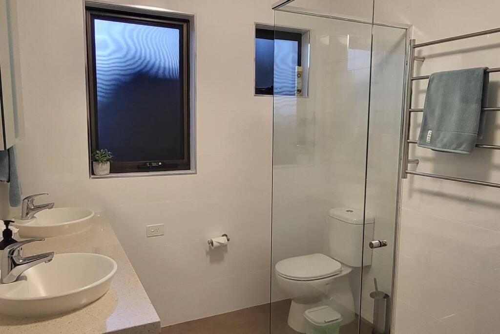 Heathcliff. Stunning ocean views!