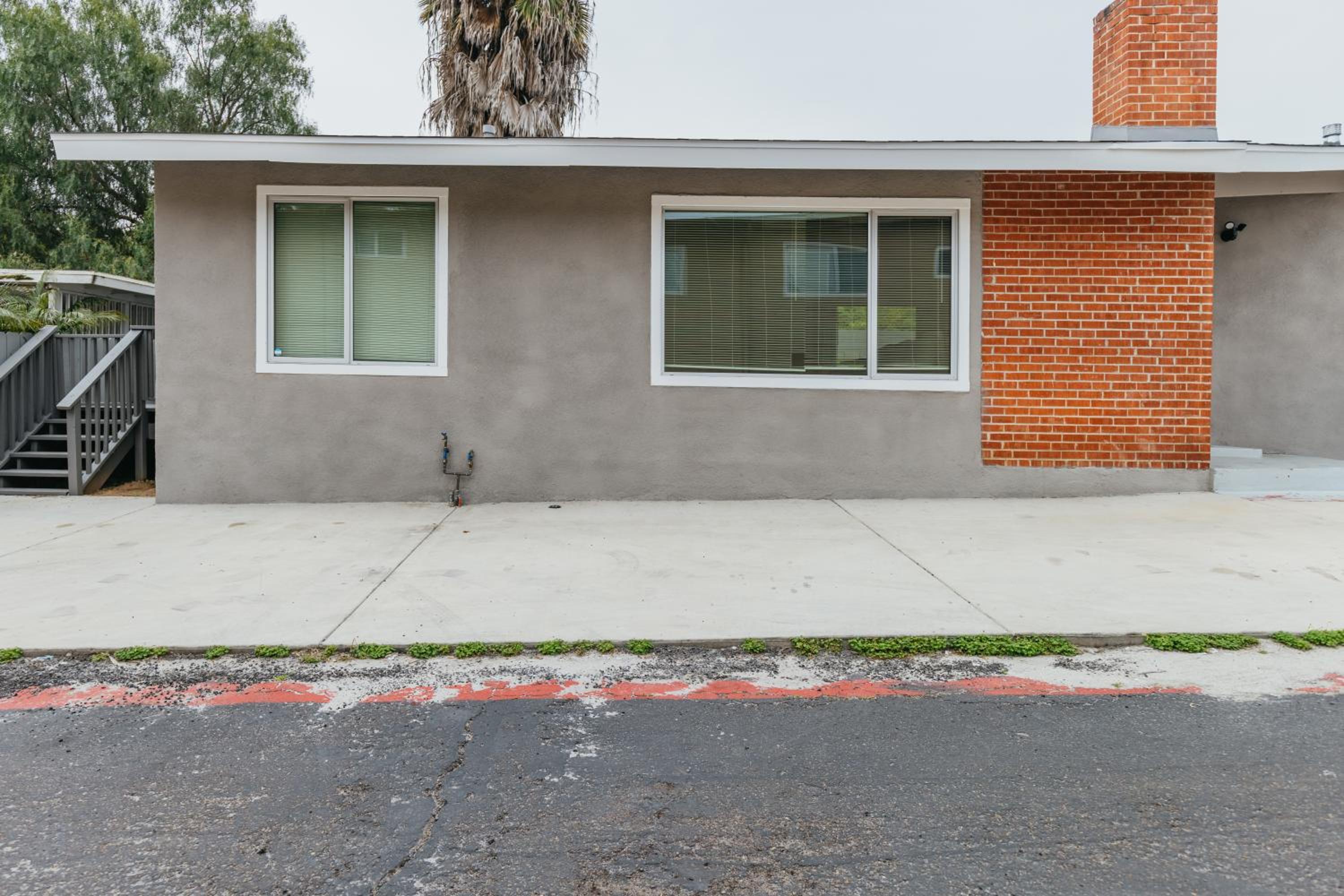 Charming Spacious House in San Diego view 4