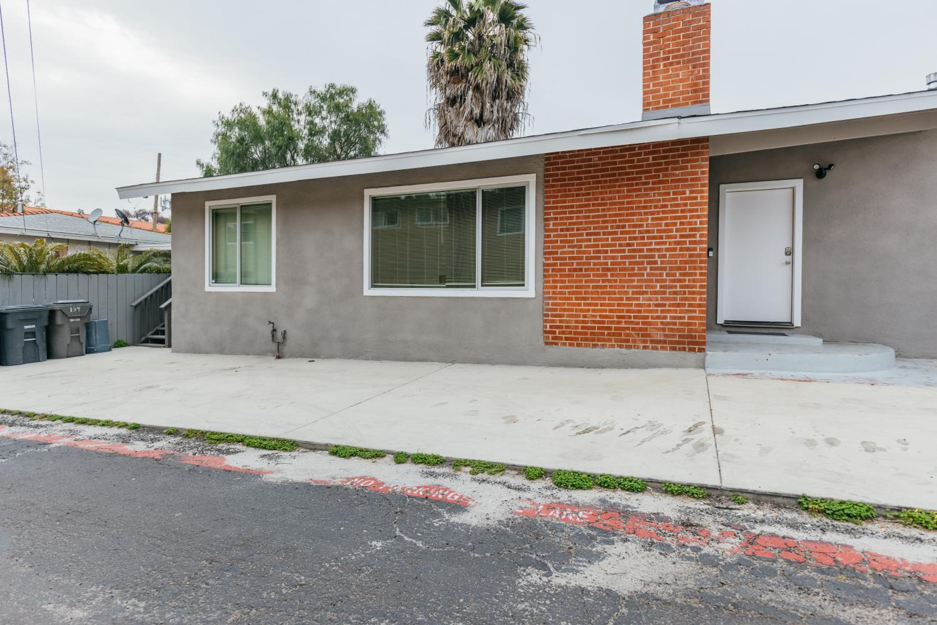 Charming Spacious House in San Diego view 3