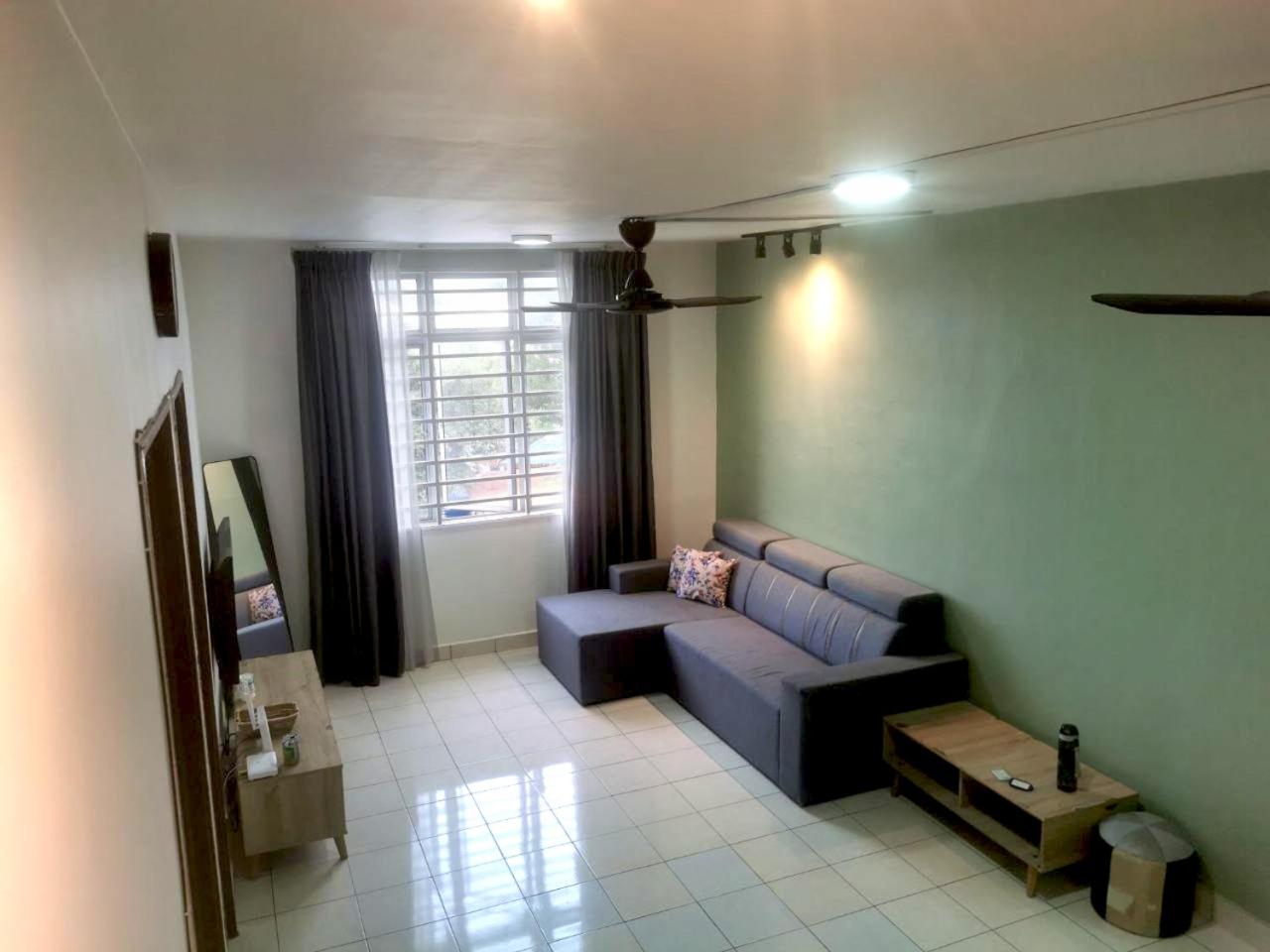 Putatan Platinum Apartment with Pool photo 1