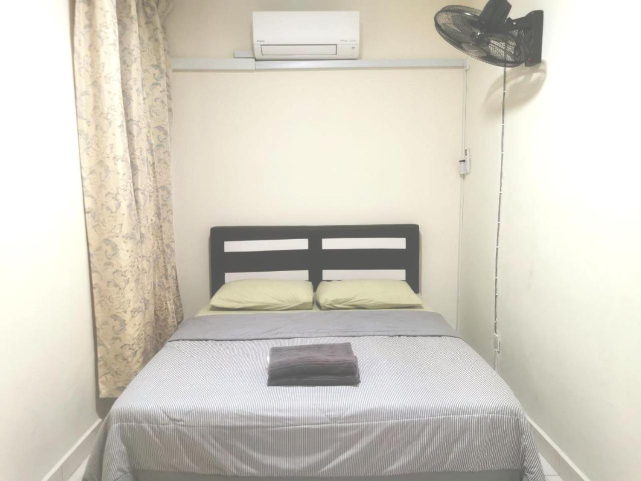 Putatan Platinum Apartment with Pool photo 3