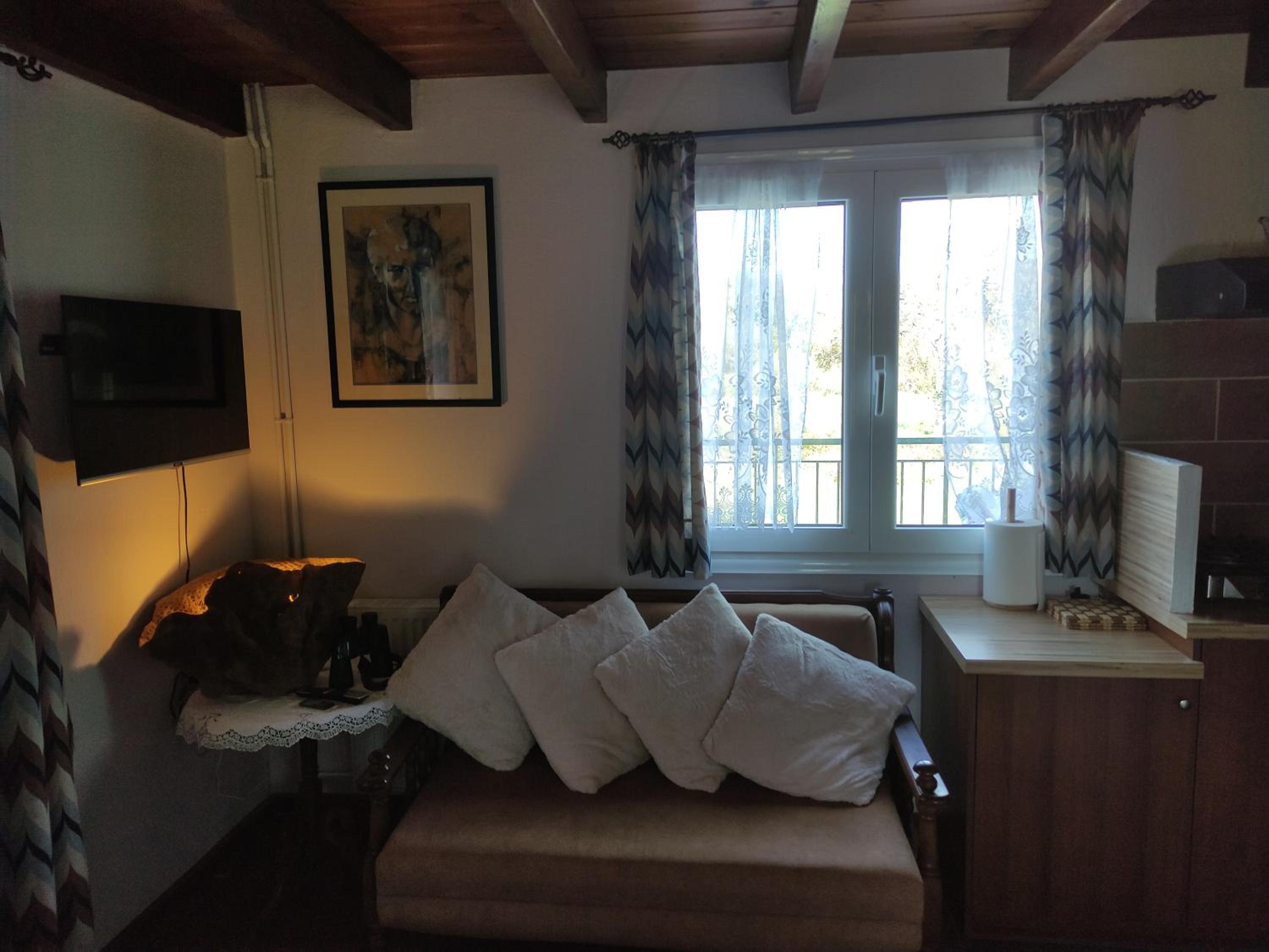Villa Dorothy - Mountain View Retreat, Polydrosos