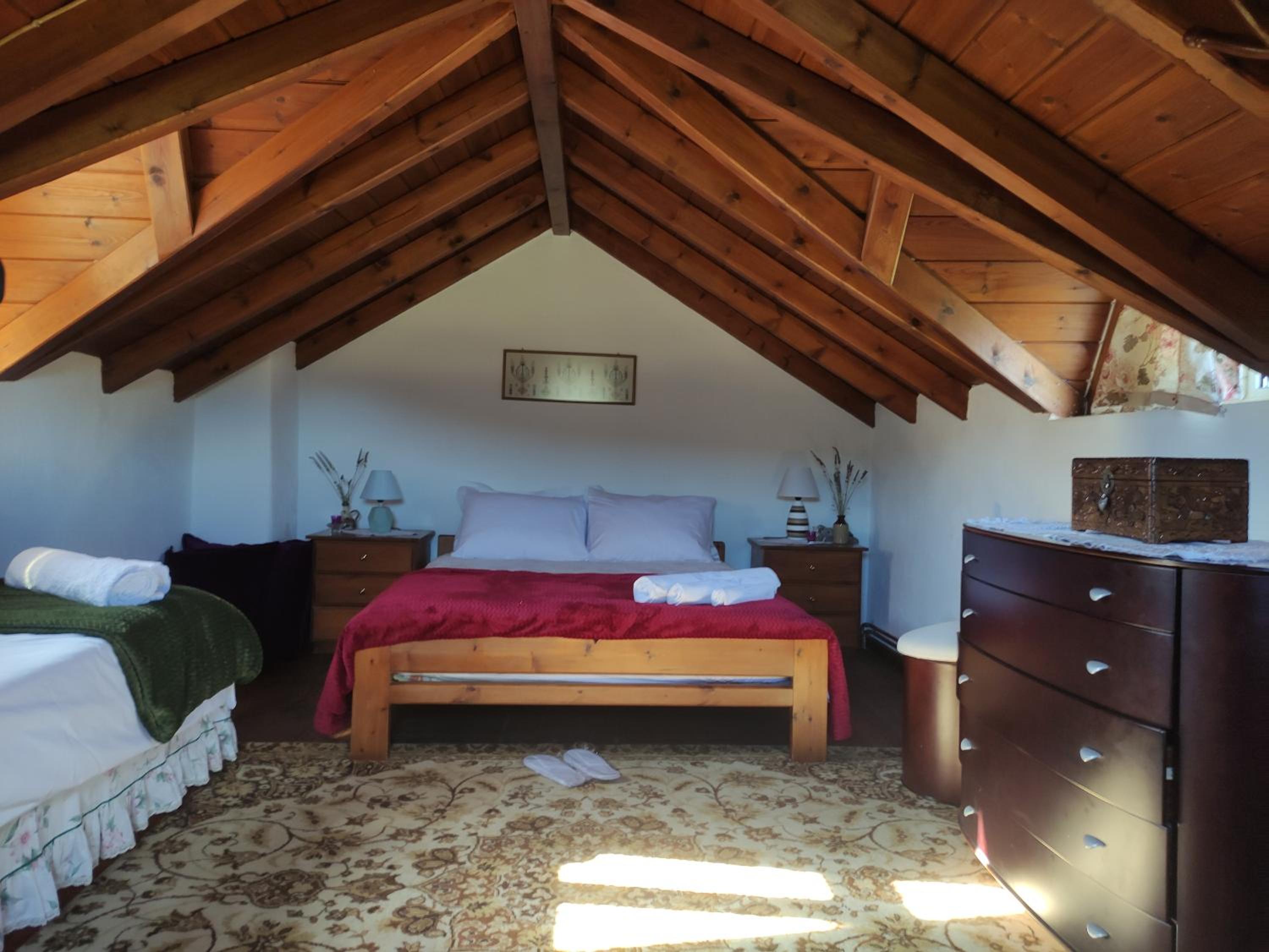 Villa Dorothy - Mountain View Retreat, Polydrosos
