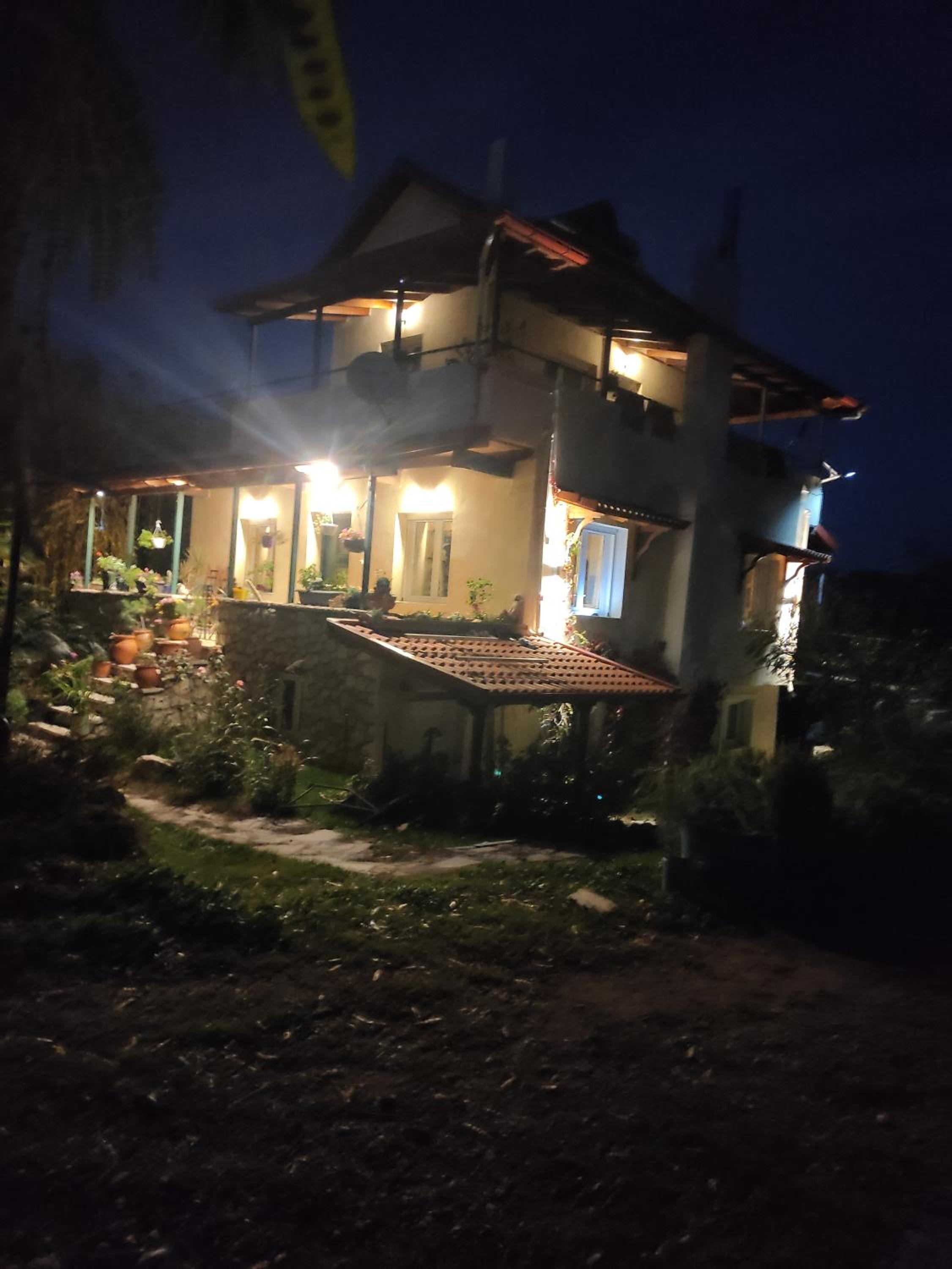 Villa Dorothy - Mountain View Retreat, Polydrosos