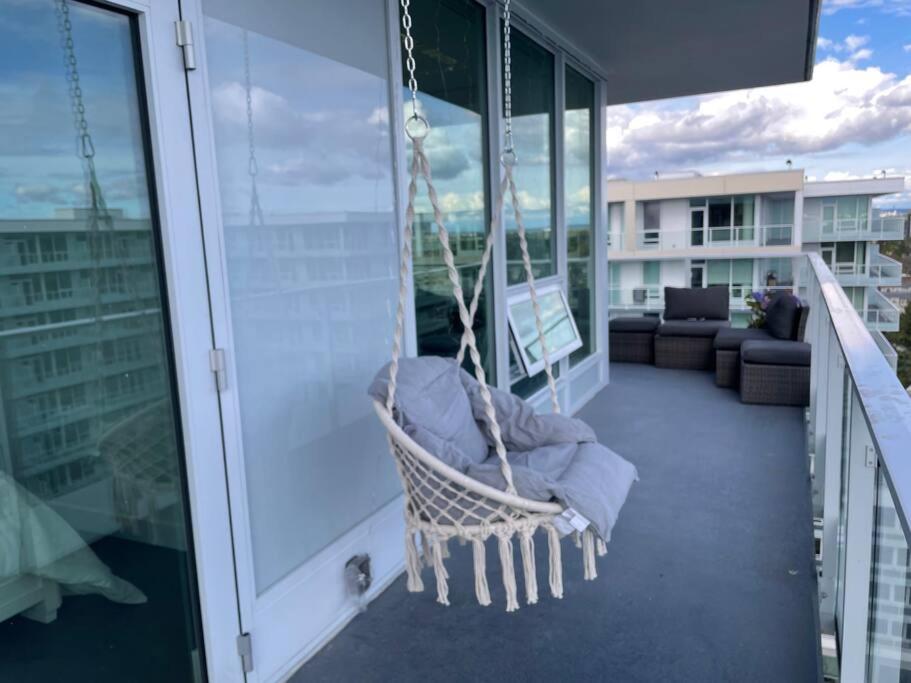 BrandNew Penthouse furnished with Versace 頂級閣樓公寓