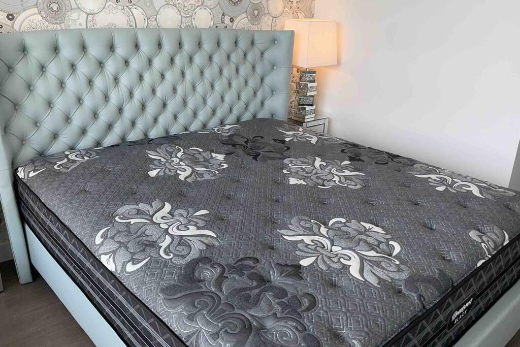BrandNew Penthouse furnished with Versace 頂級閣樓公寓