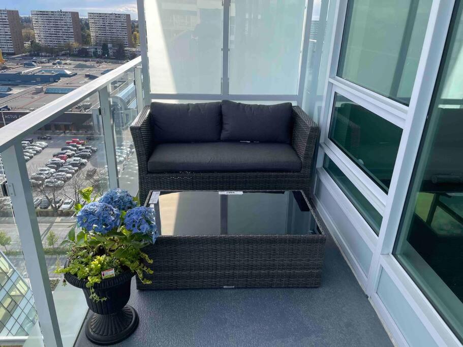 BrandNew Penthouse furnished with Versace 頂級閣樓公寓