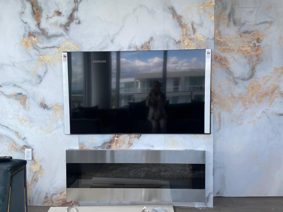 BrandNew Penthouse furnished with Versace 頂級閣樓公寓