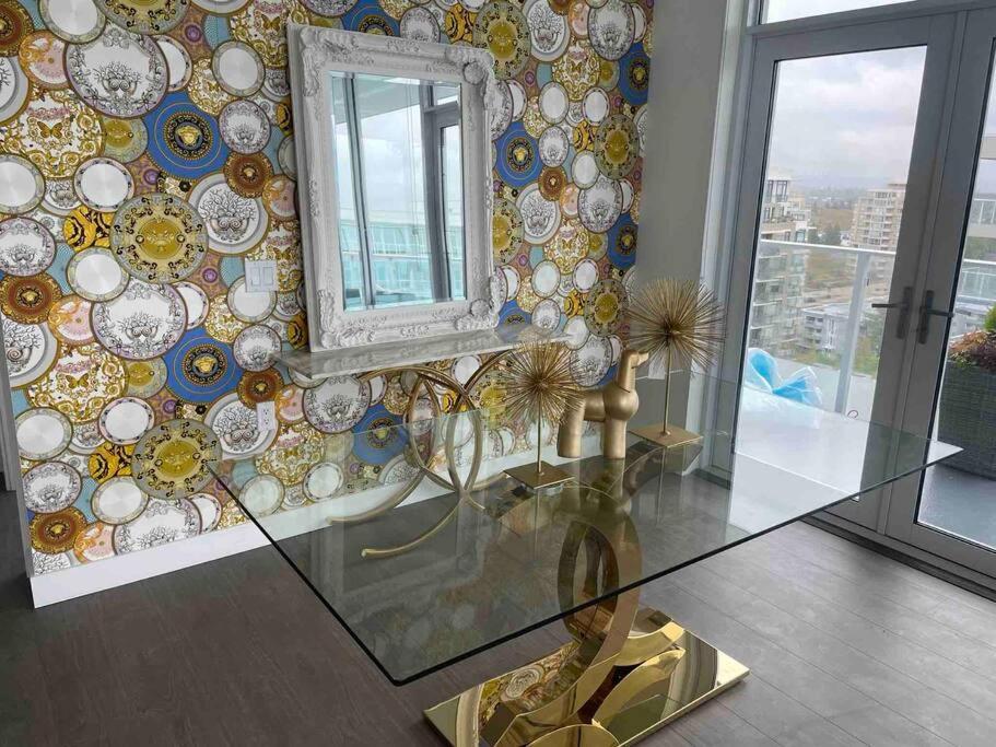 BrandNew Penthouse furnished with Versace 頂級閣樓公寓