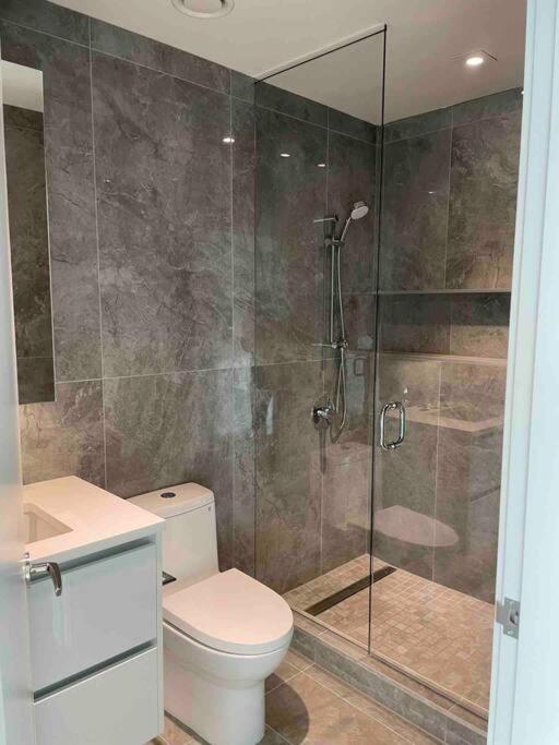 BrandNew Penthouse furnished with Versace 頂級閣樓公寓