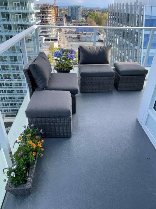 BrandNew Penthouse furnished with Versace 頂級閣樓公寓