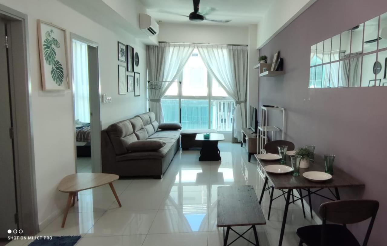 Leisure homestay@Sutera Avenue 2-1007 photo 1