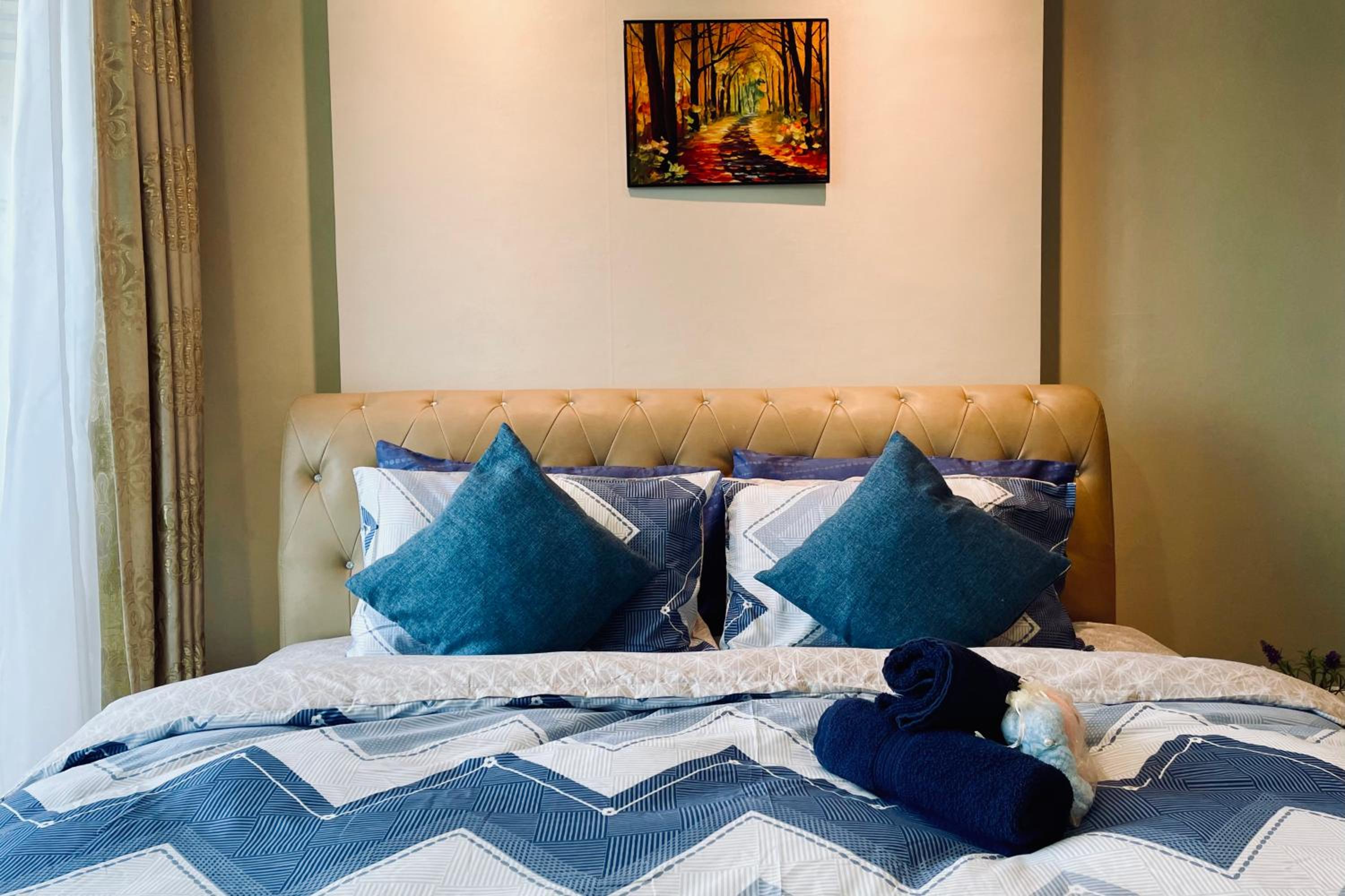 Comfy-Concept Apartment @ B.Bintang (3min walk LRT, Lalaport, TimeSquare)