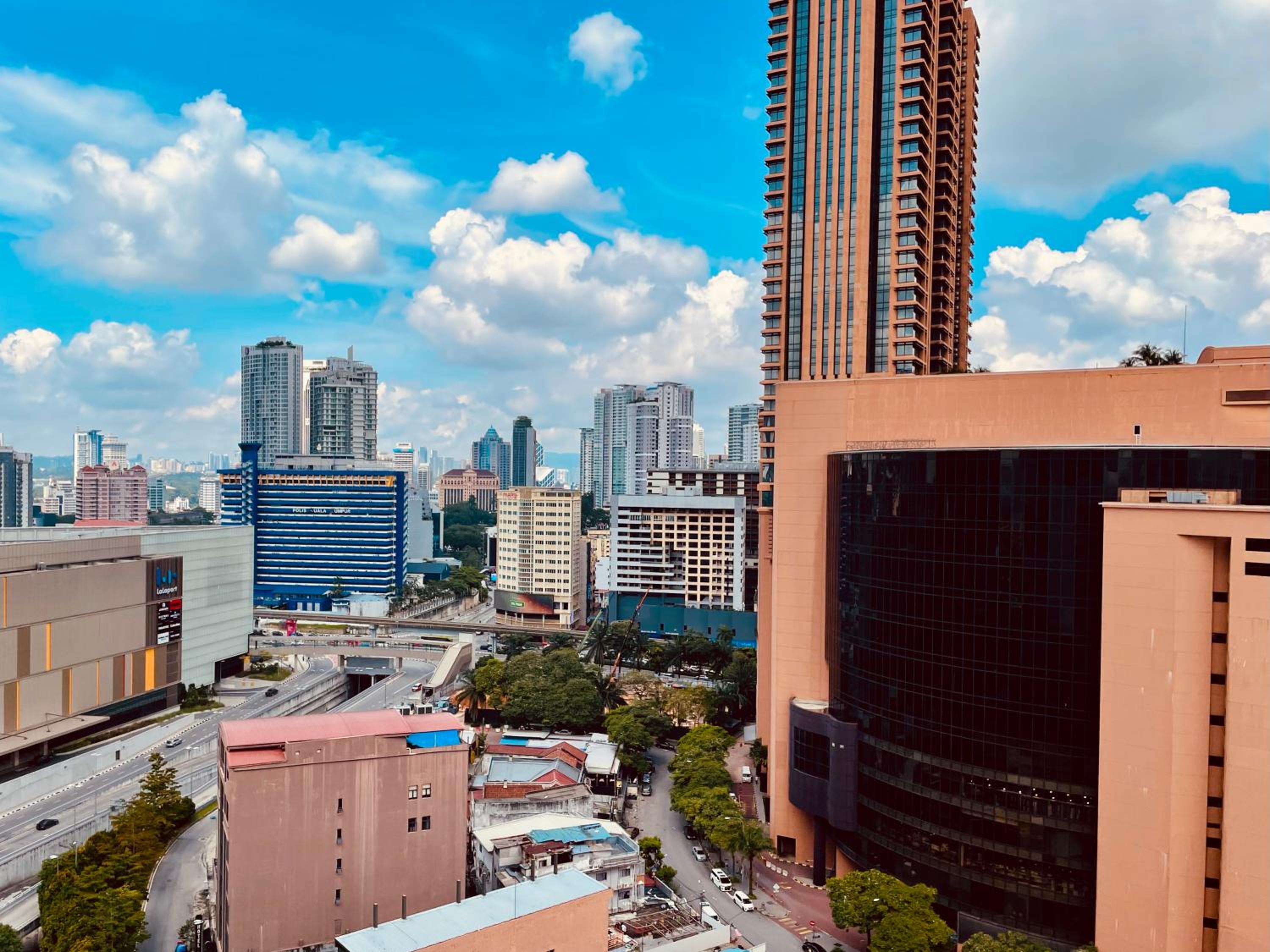 Comfy-Concept Apartment @ B.Bintang (3min walk LRT, Lalaport, TimeSquare)